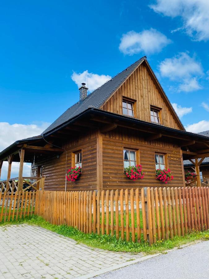 Liptovske Chaty Liptovský Mikuláš Exterior foto