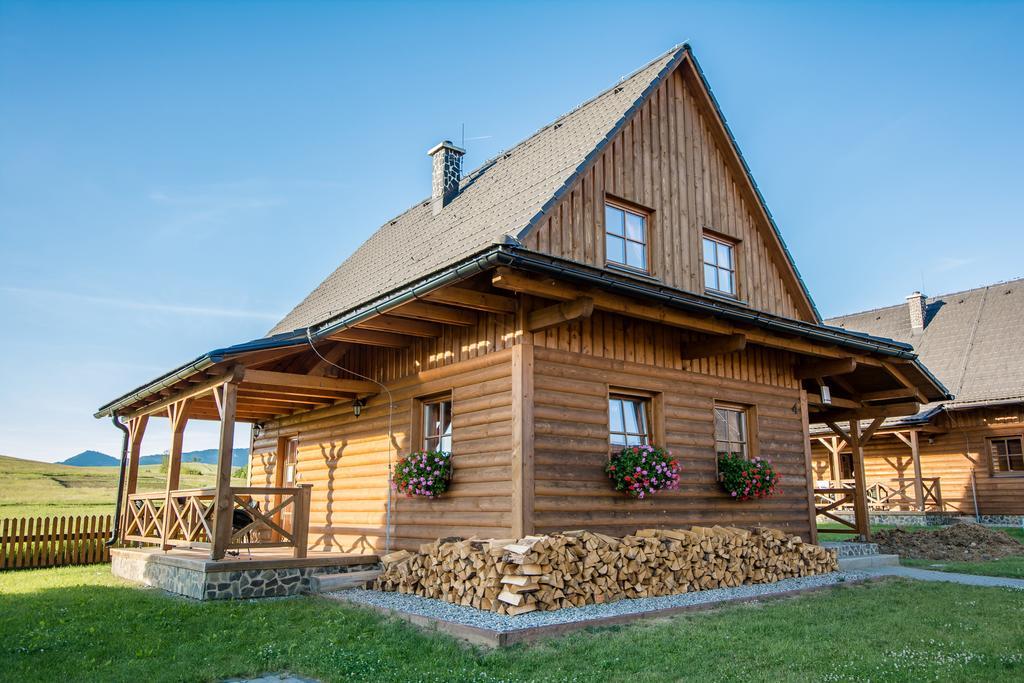 Liptovske Chaty Liptovský Mikuláš Exterior foto